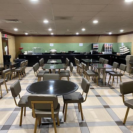 Ramada By Wyndham Rochelle Park Near Paramus Exteriér fotografie