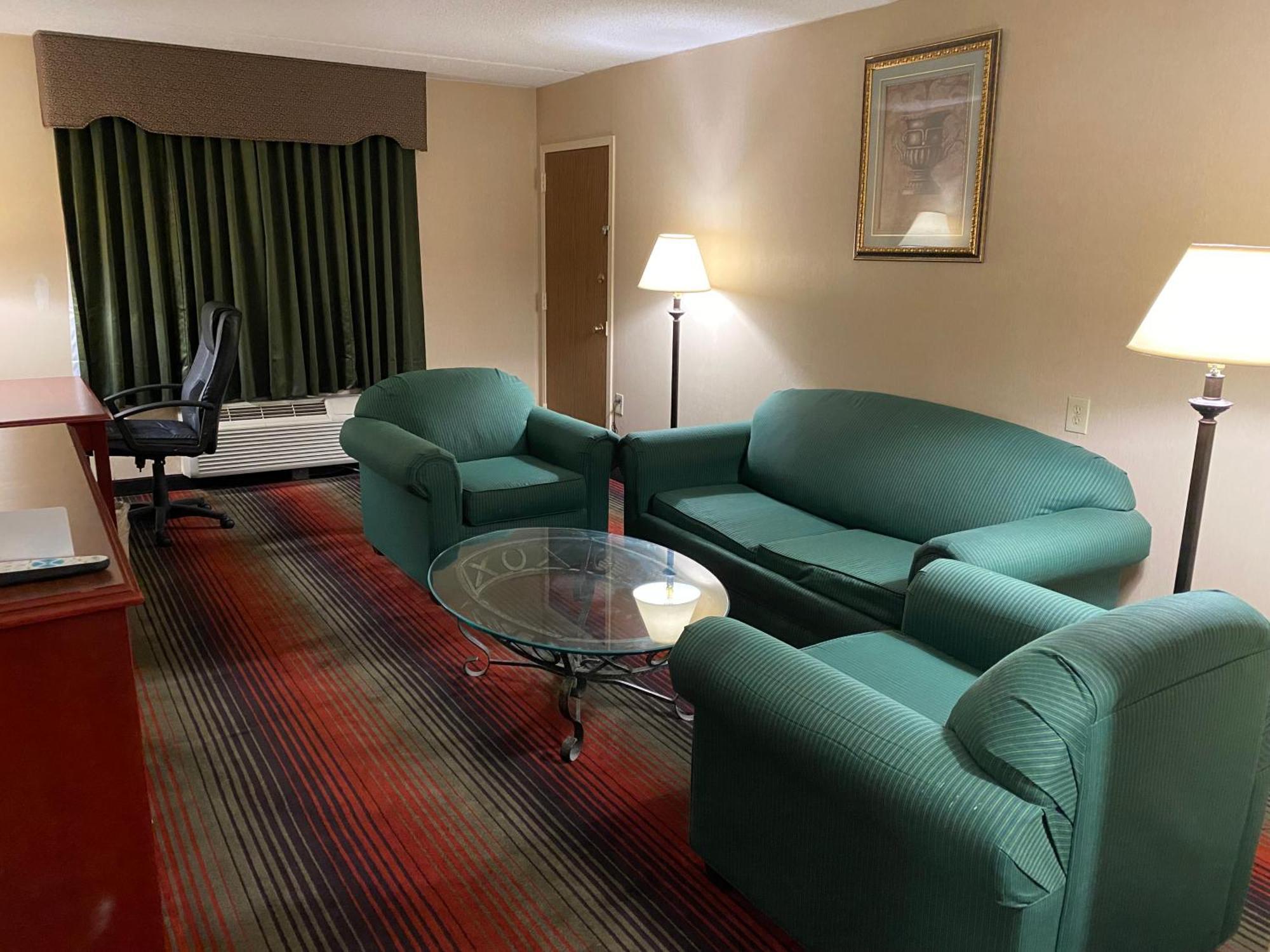 Ramada By Wyndham Rochelle Park Near Paramus Exteriér fotografie